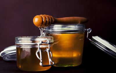Douceur : comment ajouter un peu de miel ou de sirop d’érable à vos plats